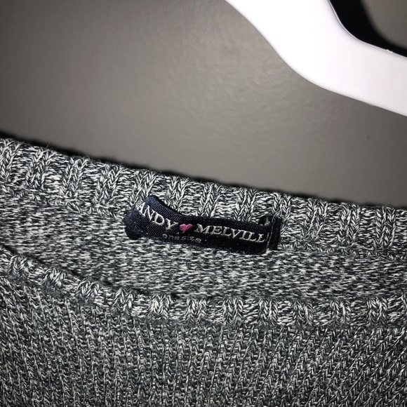 BRANDY MELVILLE SWEATER - Picture 2 of 2